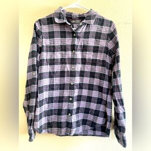 North Face Women’s Purple Button Down‎ Flannel size Medium